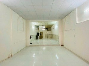 mặt tiền ngang 5m dài 18m quốc lộ 50 gần nguyễn văn linh