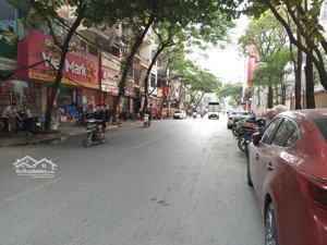 bán nhà mặt phố chiến thắng, kinh doanh sầm uất, dt 22m² x 6 tầng, mt 5.5m, 8.9 tỷ