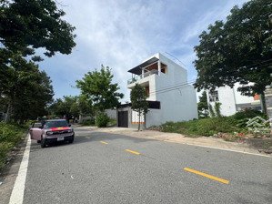 chính chủ gửi bán 150m2 đất phường bình dương, tp.hcm sát bên trung tâm thương mại, siêu thị aeon