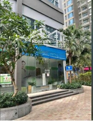 cho thuê shophouse vinhomes central park trục đường chính giá 250 triệu/tháng