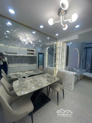 16tr - 3 tầng - 3 pn - ngay mt nguyễn thị thập - full nội thất đẹp