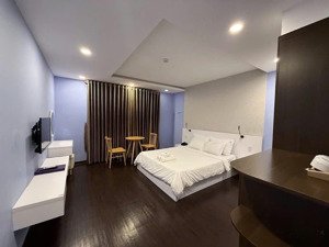 bán nhà mt lê thánh tôn- bến thành - q1: dt 9m x 25m ( 225m2 ). cấp 4, ctxd hầm 10 tầng 155 tỷ tl