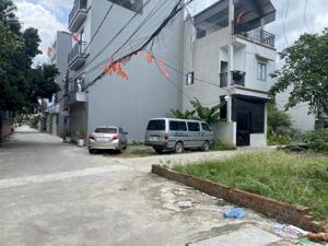 Bán đất Sóc Sơn Tân Trại Phú Cường 60m chỉ 2.1 tỉ. Lô góc 2 ô tô tránh nhau