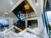biệt thự full nội thất, sẵn sổ đỏ, cho thuê 5 tr/tháng.