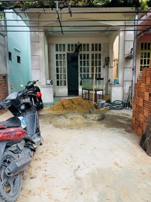 chính chủ bán gấp nhà hẻm 6m ô tô vào nhà 5,2m x 22m. giáp trường chinh, phan văn hớn giá nhỉnh 6tỷ