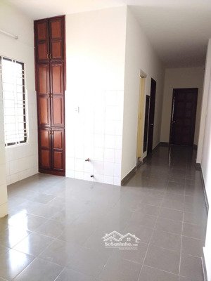 bán gấp chung cư him lam đồng diều, p4, q8 thang bộ lầu 1