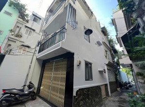 hẻm 4m lê văn sỹ, cách mt chỉ 3 căn nhà - 24m2 ngang 4m - 3 tầng, 2pn, 3wc.