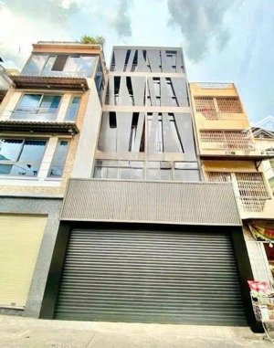 nhà cho thuê nguyên căn đường nguyễn công hoan - phú nhuận