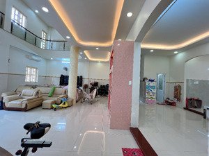 bán nhà mặt tiền đẹp - khu văn phòng cao cấp - dương khuê, tân phú