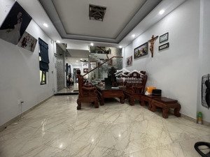 chủ cần bán nhà đẹp lô góc dũng sĩ thanh khê, gần biển nguyễn tất thành