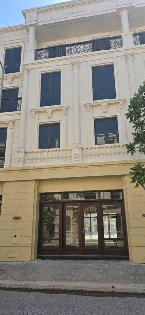 shophouse phân khu đảo vua 108m2 giá 11 tỷ biển sau nhà rẻ nhất thị trường