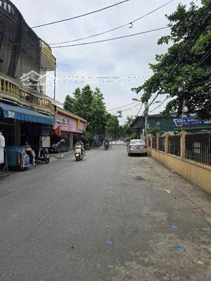 bán nhà đất ỷ la 120m2 mặt tiền rộng - đẹp nhất khu - phù hợp xây chung cư mini - đầu tư giữ tiền