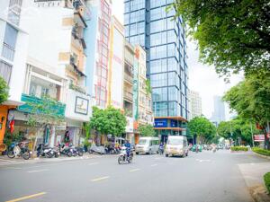 Bán gấp nhà mặt tiền đường lớn Bến Thành Q1, 81m², 5 tầng, giá tốt