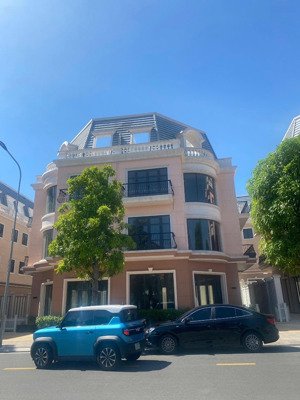 sốc! sở hữu shophouse 4 tầng trung tâm đông hà chỉ với 1,9 tỷ cho thuê 29tr/tháng