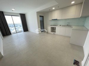 hot cho thuê 2pn full nội thất 11tr view hồ bơi siêu mát 84m2