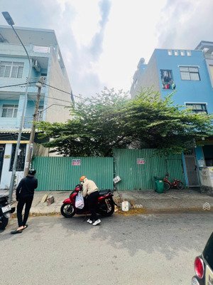 bán lô đất kdc kim sơn gần đh tôn đức thắng,(5x20) xd được : hầm + 4 tầng, khu an ninh cho thuê tốt