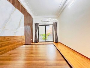 bán nhà vĩnh hưng - ô tô đỗ cửa - nhà đẹp ở ngay