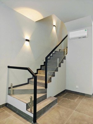 cho thuê biệt thự vinhomes ocean park 2, 15 triệu vnd/th, 98m2, nội thất cơ bản