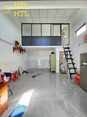 bán 2 căn nhà 2 mặt tiền trước sau, gần vòng xoay an phú, giá 2tỷ850