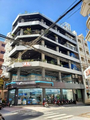 bán toà nhà góc 2 mặt tiền số 1 phan văn trị, phường thắng tam sát biển bãi sau thuỳ vân vũng tàu