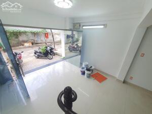 Nhà Đẹp Tô Hiệu, 4PN, Hẻm Oto 8m – Gần Quận Trung Tâm