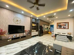 vh116 cho thuê nguyên căn vin marina cực đẹp full đồ hiện đại