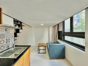 cho thuê duplex nam kỳ khởi nghĩa quận 3, có thang máy, máy giặt riêng, giá chỉ: 6,3 triệu/tháng