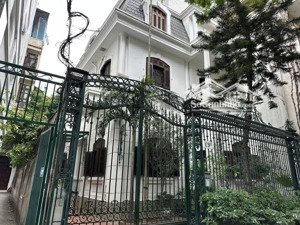 bán biệt thự mặt tiền 11m, giảng võ, ba đình, hà nội, 65 tỷ, 140m2, giá tốt, chính chủ 