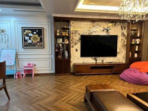 nhanh thì còn ạ! căn góc view hồ giá tốt nhất dolphin plaza. dt: 191m2, 4n. cam kết ko chào ảo