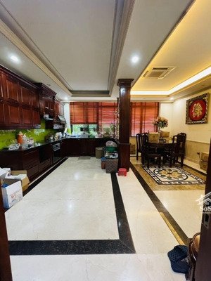 siêu phẩm lô góc hồ tùng mậu mặt tiền 7m vỉa hè ô tô tránh kinh doanh đỉnh