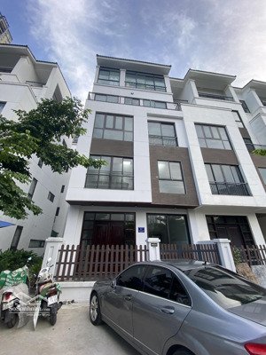cho thuê nhà mp lê ngọc hân, bùi thị xuân, hai bà trưng 85 m2 5 tầng, đh,nl đầy đủ,nhà mới giá 55 m