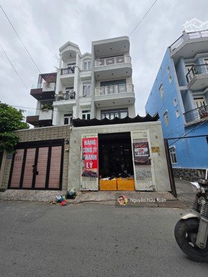 chỉ 6,7 tỷ - 4,2x15m 4 tầng mặt tiền đường 8m thông phan huy ích kinh doanh đa ngành nghề