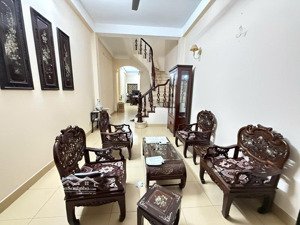 bán nhà ngọc khánh - kim mã - dân xây -diện tích đẹp- có ô thoáng - 2 thoáng vĩnh viễn- gần ô tô