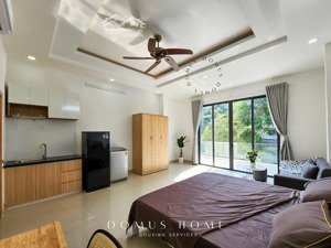 căn hộ dịch vụ studio ban công quận 10 gần trường ueh, bách khoa, huflit