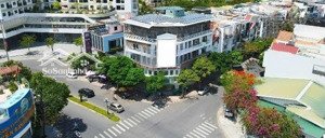 cho thuê căn góc có thang máy mặt tiền trần hữu duyệt (a1 cũ) vị trí đắc địa. dt 217m2