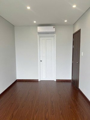 cho thuê ch lavida plus - nguyễn văn linh, 37m2, 8tr. lh: phương