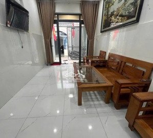 sát mặt tiền điện biên phủ! giá hot! 3 phòng ngủ, 2 wc, phòng khách, phòng thờ