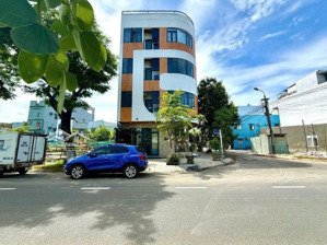 bán tòa căn hộ 5 tầng lô góc 2 mặt tiền mới xây - đường trần thánh tông - gần biển - sơn trà