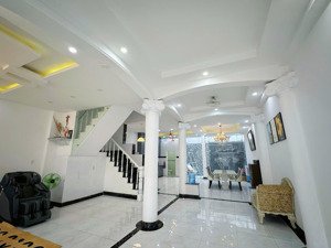 cho thuê nhà nguyên căn biệt thự 140m2 đầy đủ nội thất cao cấp gần bến xe quận 8 - đang trống sẵn