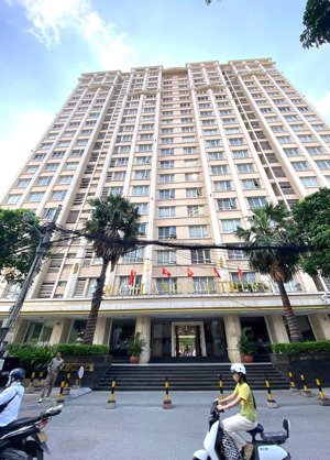 bán chung cư cao cấp richland southern 181 xuân thủy, cầu giấy 124m2, 3 phòng ngủ 2 vs.