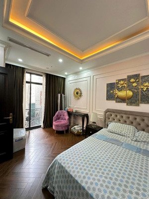 bán nhà cổ nhuế gần handiresco - tiện ích ngập tràn - 6 phòng thoáng sáng mặt phố ba bước chân 9tỷ