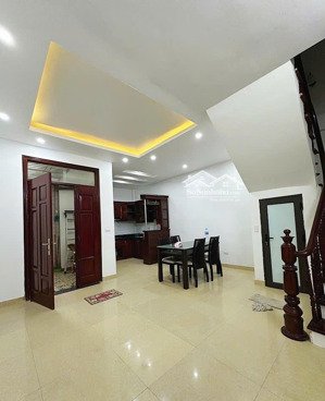 siêu hiếm - lạc long quân - 42m2 x 5t - mt 5m - 7 tỷ hơn