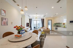 cho thuê nhanh căn hộ chung cư oriental plaza tân phú 83m2, 2pn, 2wc, 10tr, ở liền. lh 