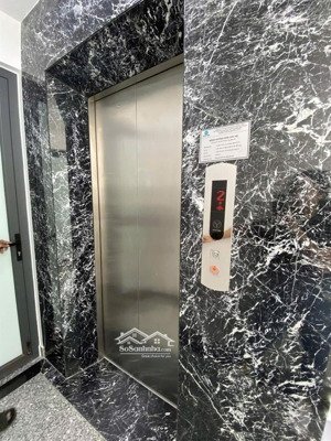 cho thuê phòng cao cấp cmt8, q.3 (giá: 3,5 tr - 5 tr/tháng cô nga chủ nhà)(mtg)