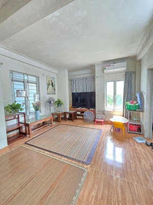 bán nhà mặt phố võ chí công, cầu giấy lô góc 3 mặt tiền vỉa hè rộng 54m2. 5 tầng. mt 14m kinh doanh