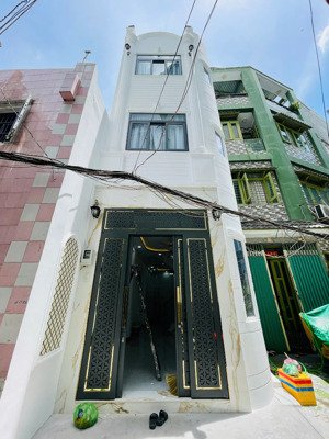 bán nhà nhỉnh 8 tỷ ngô gia tự q10 nhà 3 tầng 108m2 khu kinh doanh sầm uất