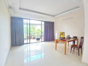 cho thuê nguyên tầng thông làm văn phòng quy mô 20-25 người tại đường 61 cạnh ubnd giá 15tr/tháng