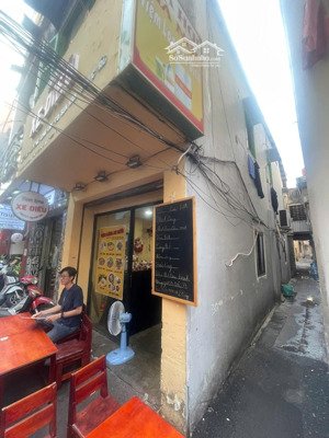 cần bán gấp! nhà nguyễn trãi, q1, lô góc, hxh, dt (3,04x19)m, cn 52,8m2, sàn xd 109m2, 2 tầng, 3pn