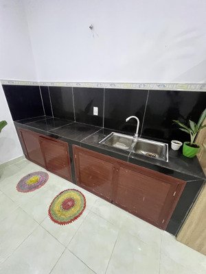 nhà dư nên bán rẻ lấy tiền mua xe hơi