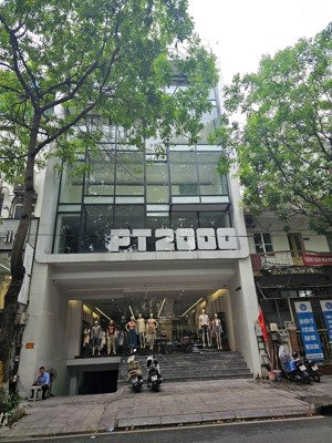 cho thuê nhà mặt phố lê văn thiêm 12m mặt tiền 8 tầng dt 150m kd mọi mô hình .giá tốt.